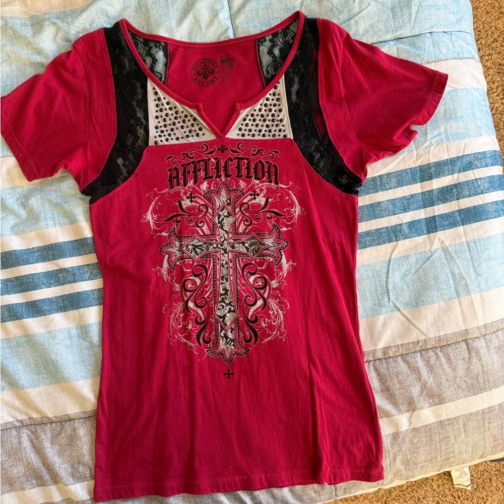 Affliction Women's Red and Black Cross Tee